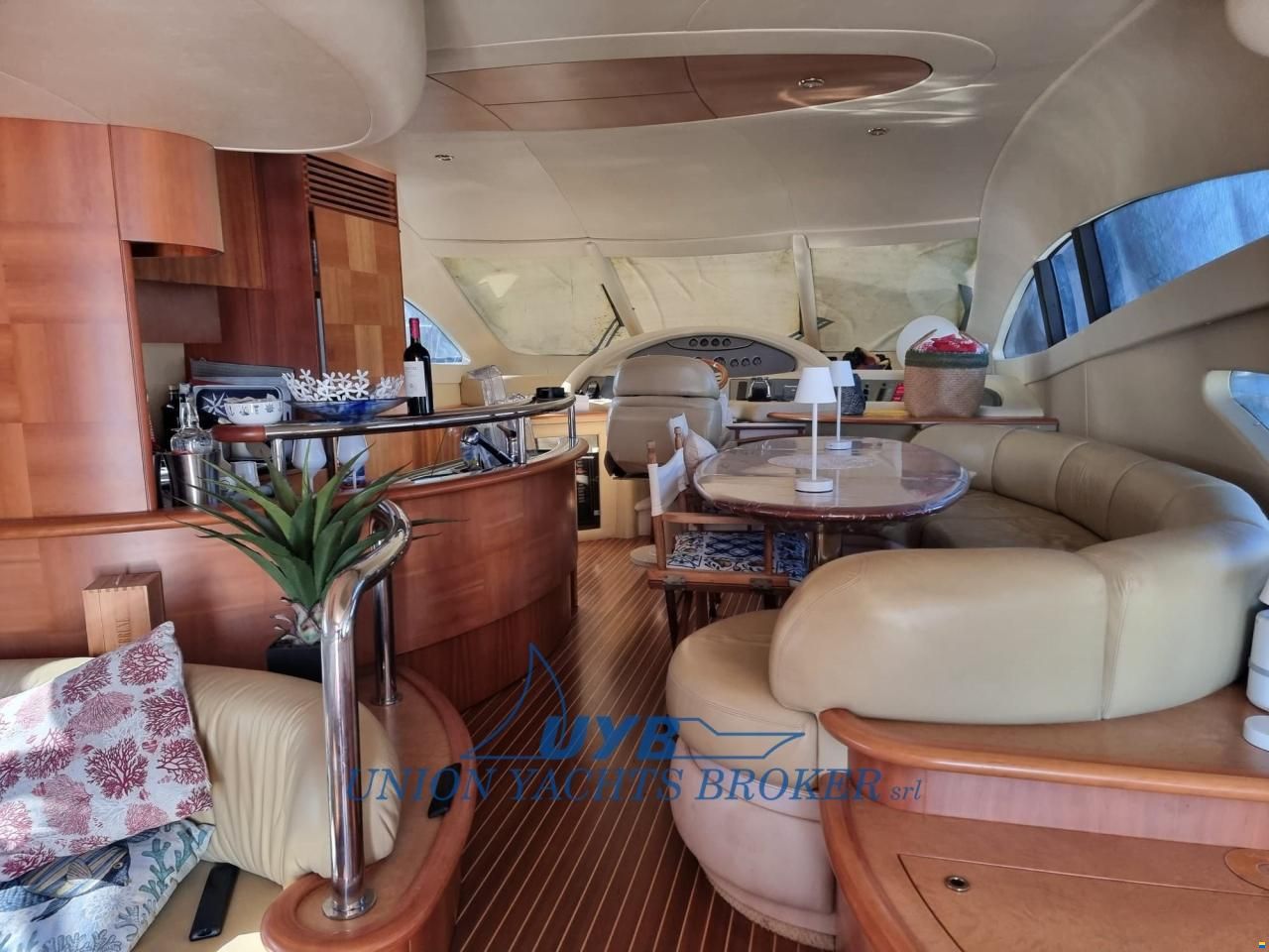Azimut 62