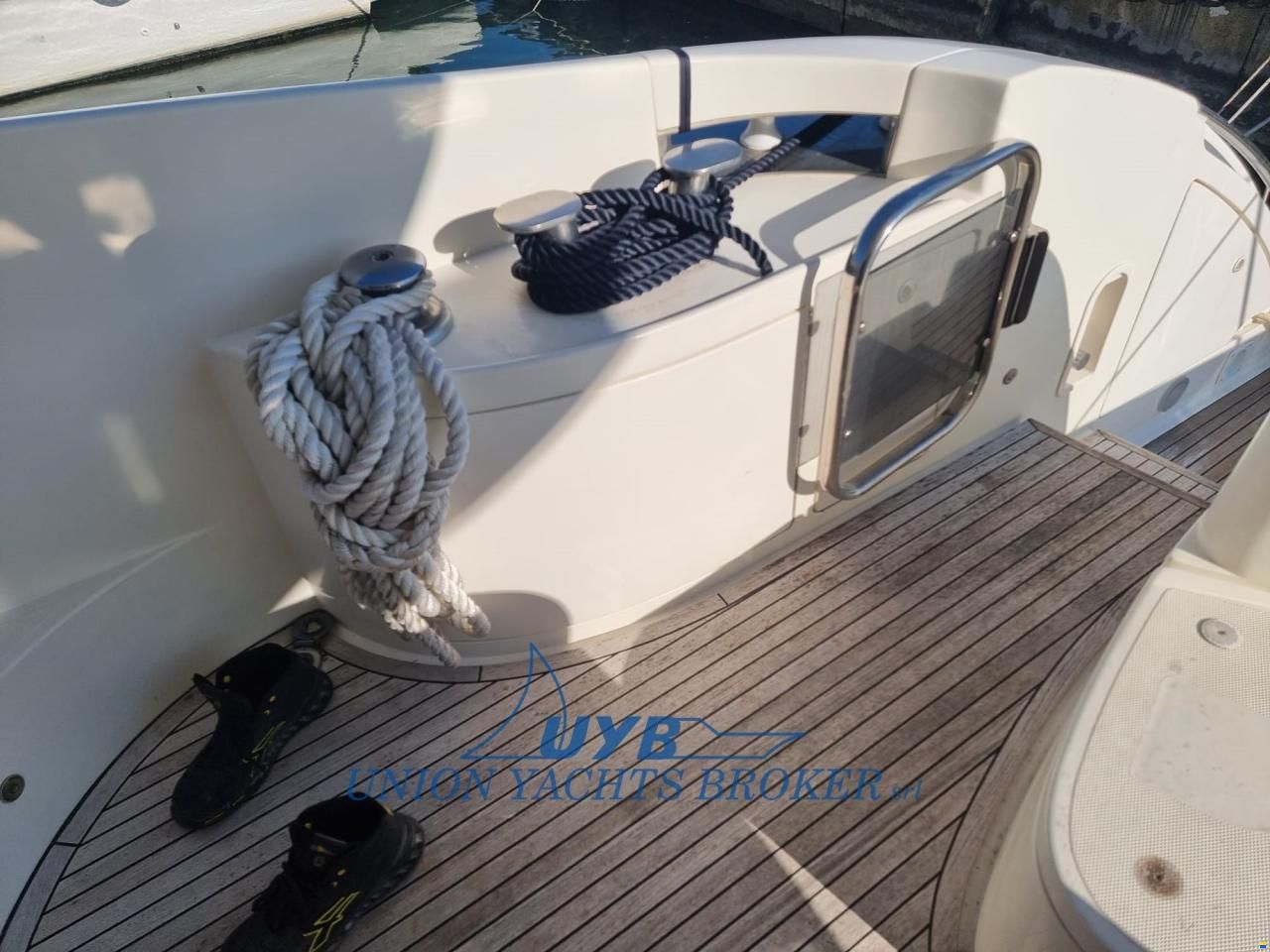 Azimut 62