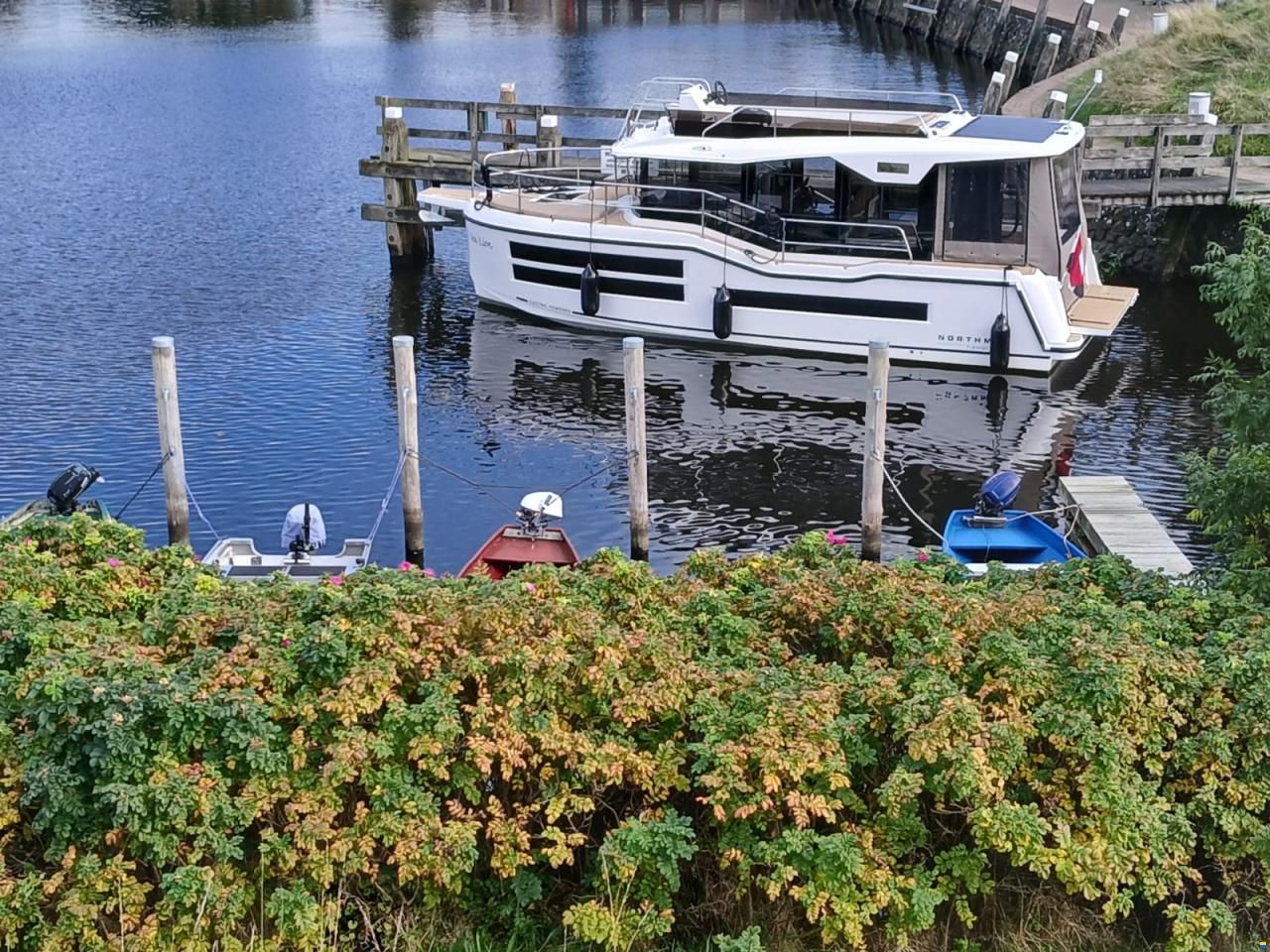 Northman 1050 Trawler Electric | available with o