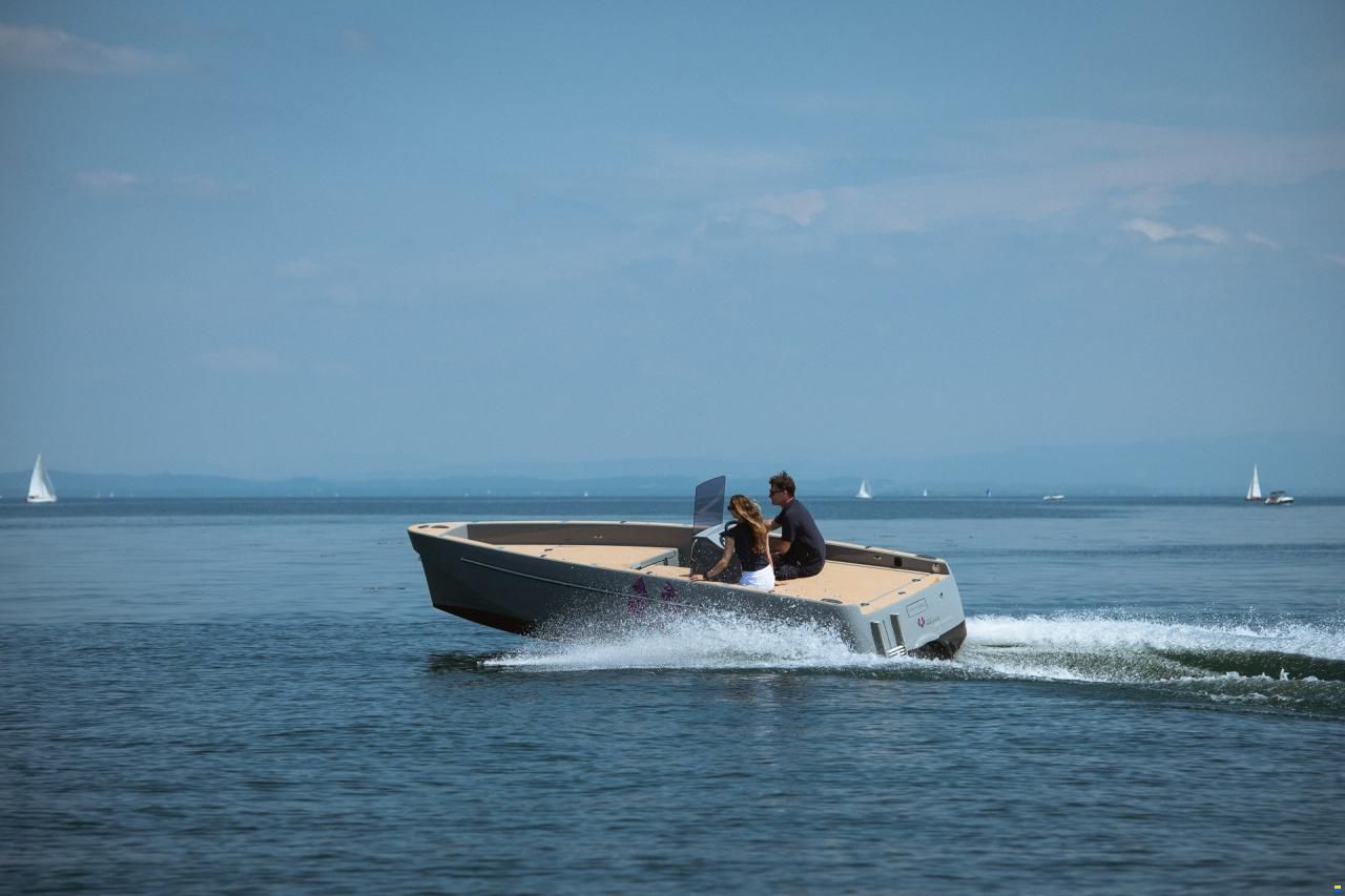 Heinrich Tender06E Molabo