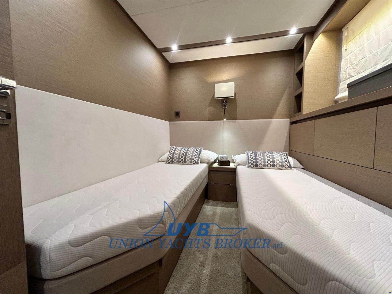 Prestige 680 Fly