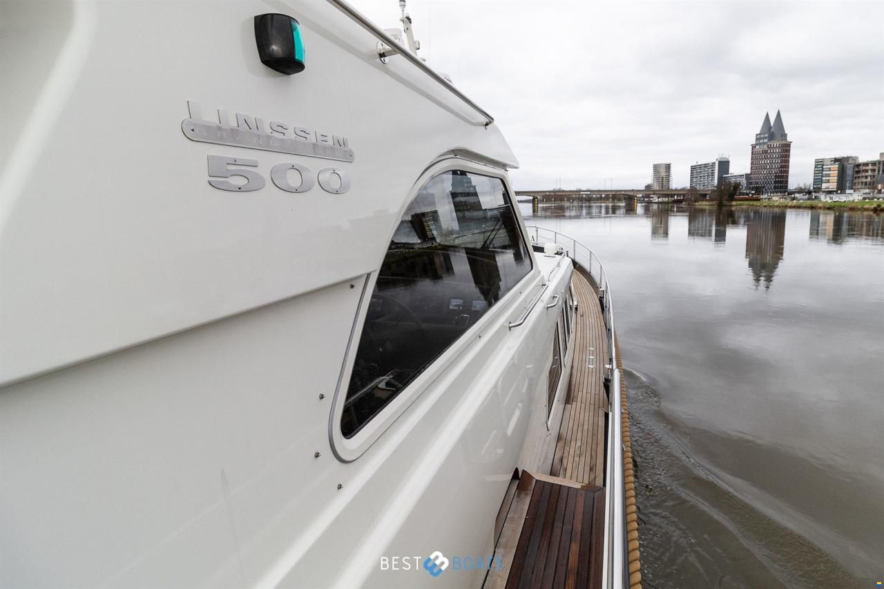 Linssen Grand Sturdy 500 AC Wheelhouse Long Top