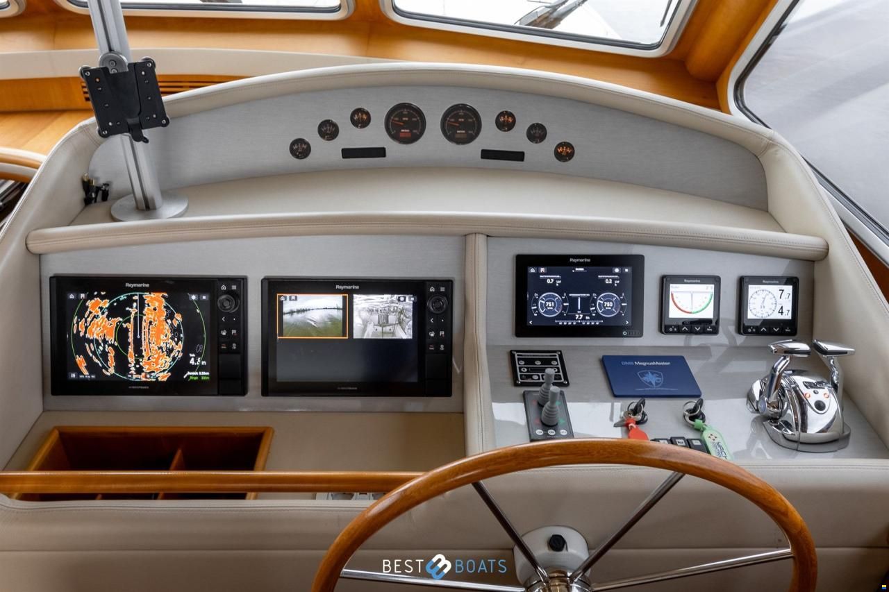 Linssen Grand Sturdy 500 AC Wheelhouse Long Top