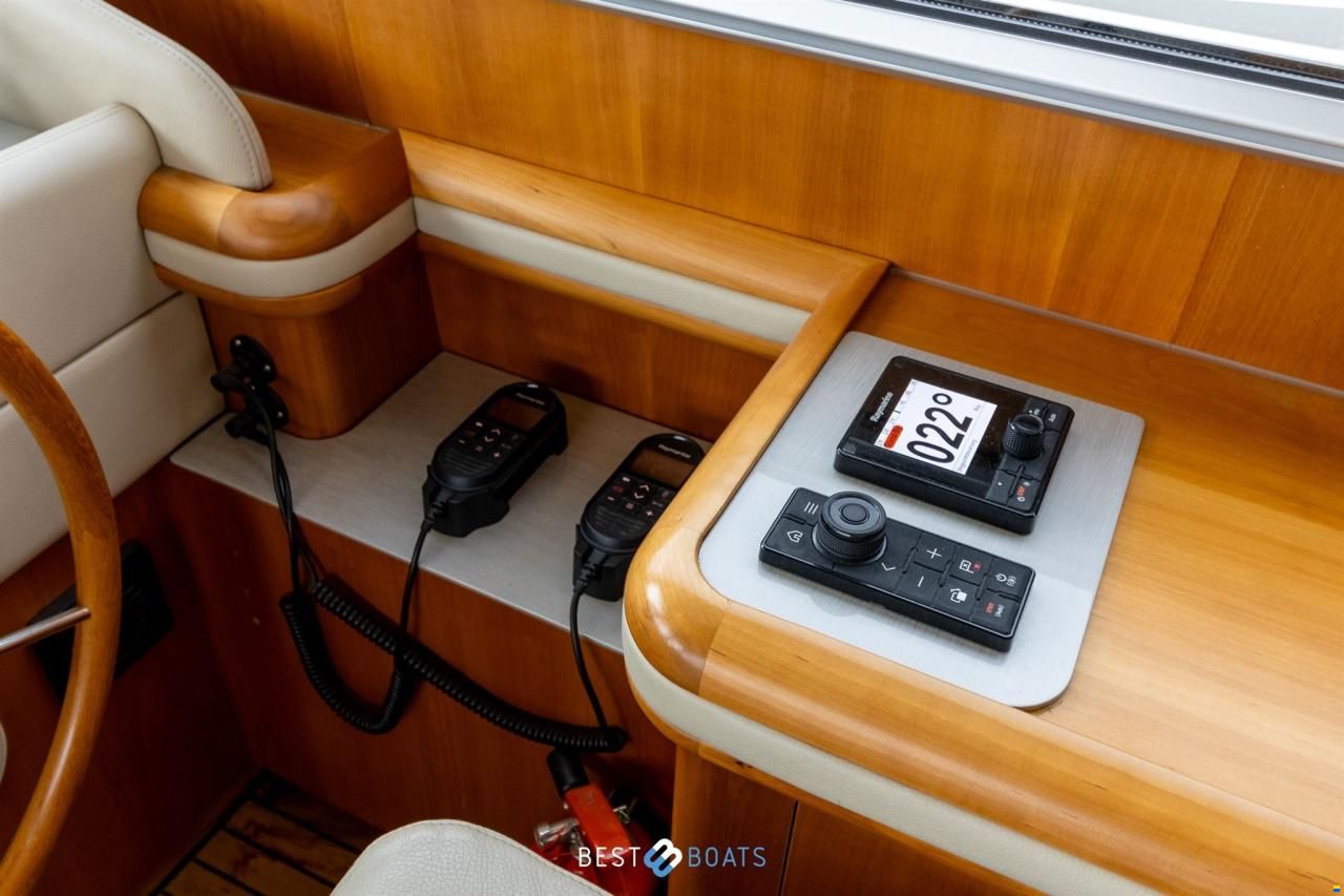 Linssen Grand Sturdy 500 AC Wheelhouse Long Top