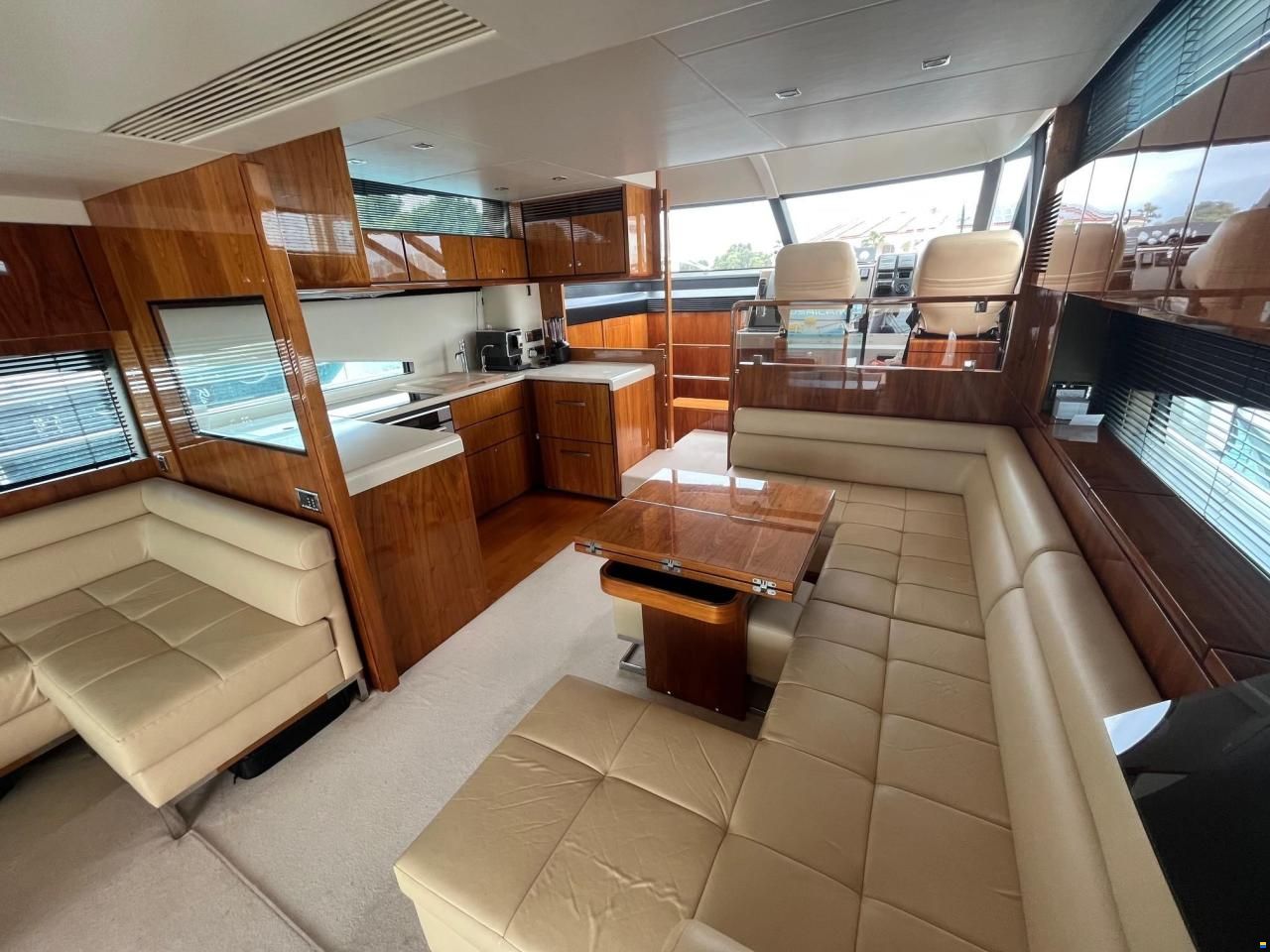 Fairline Squadron 65