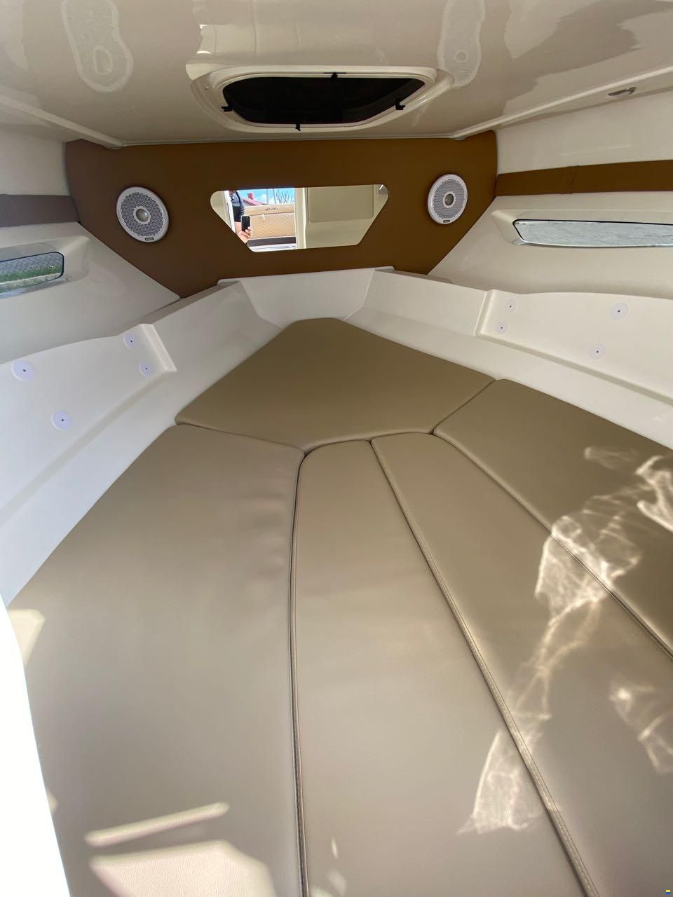 Sea Ray Sunsport (SSE) 230 & Trailer (1. Hand)