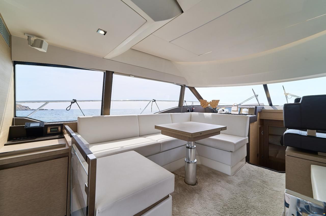 Prestige 460 Fly