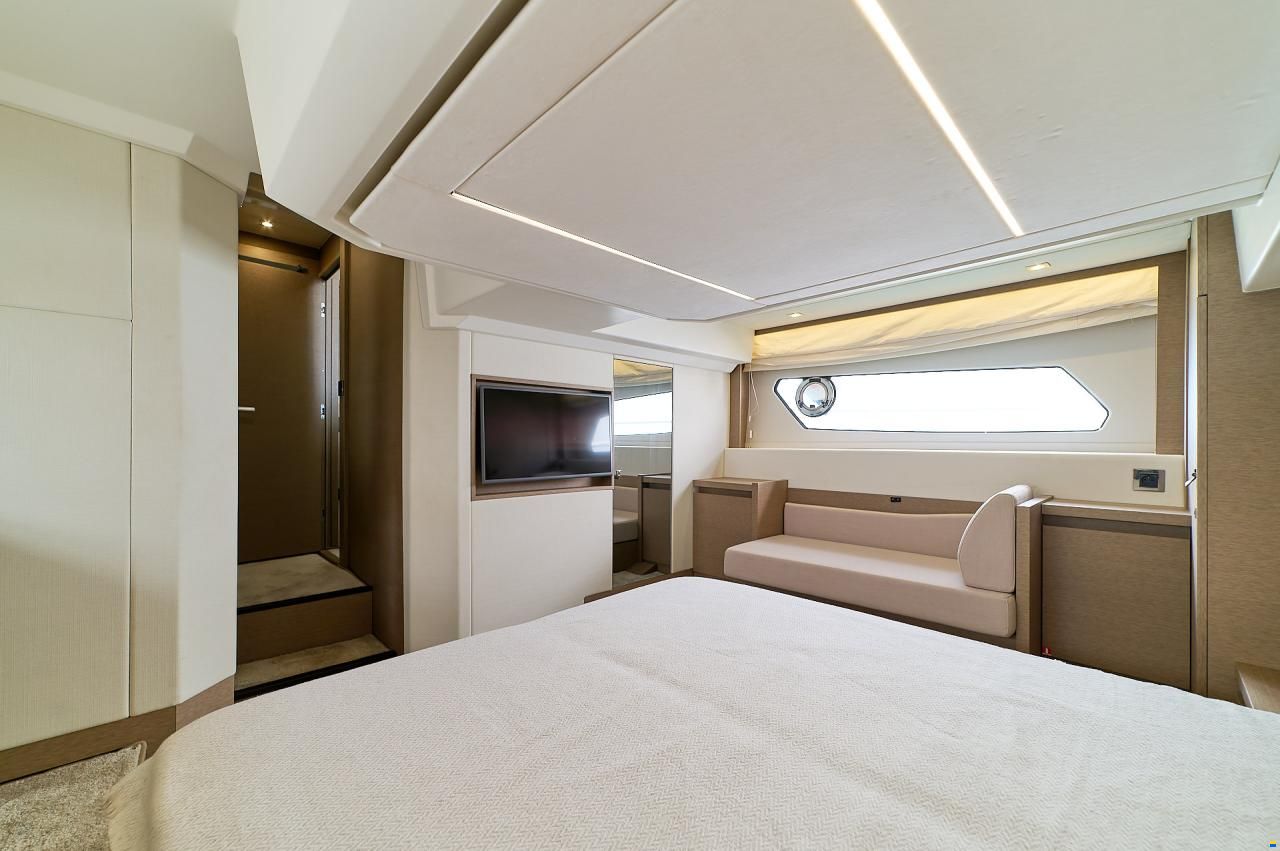 Prestige 460 Fly