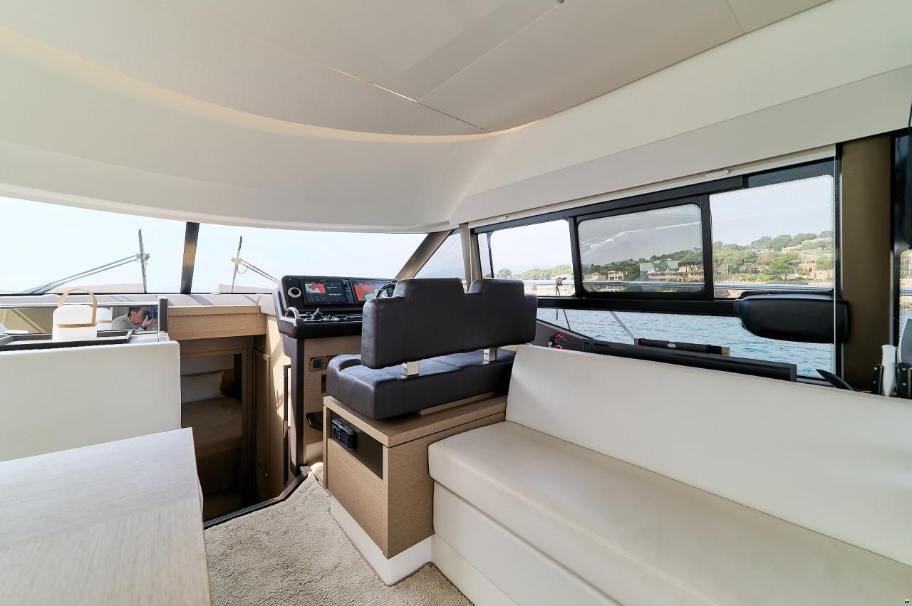 Prestige 460 Fly