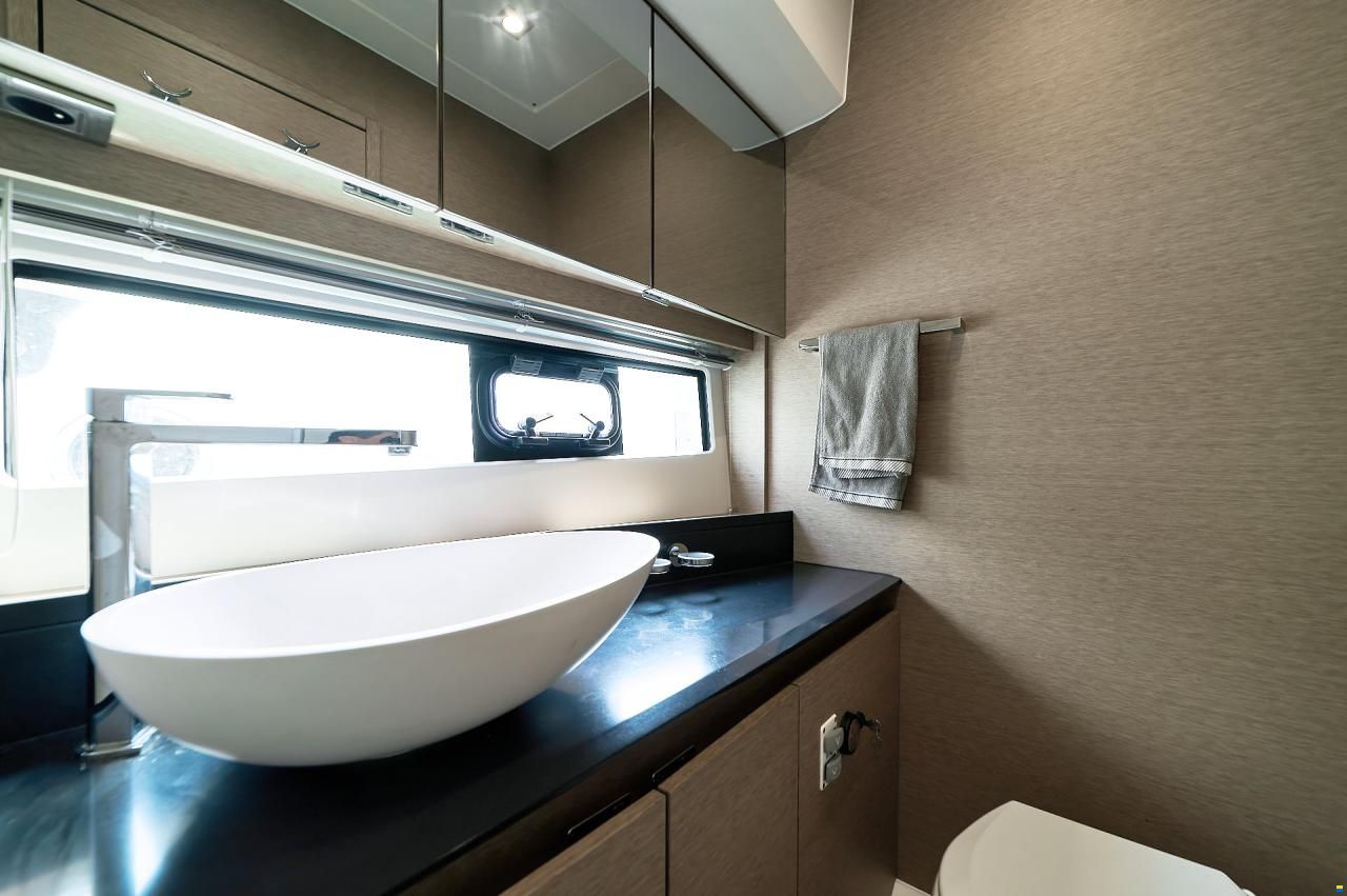 Prestige 460 Fly