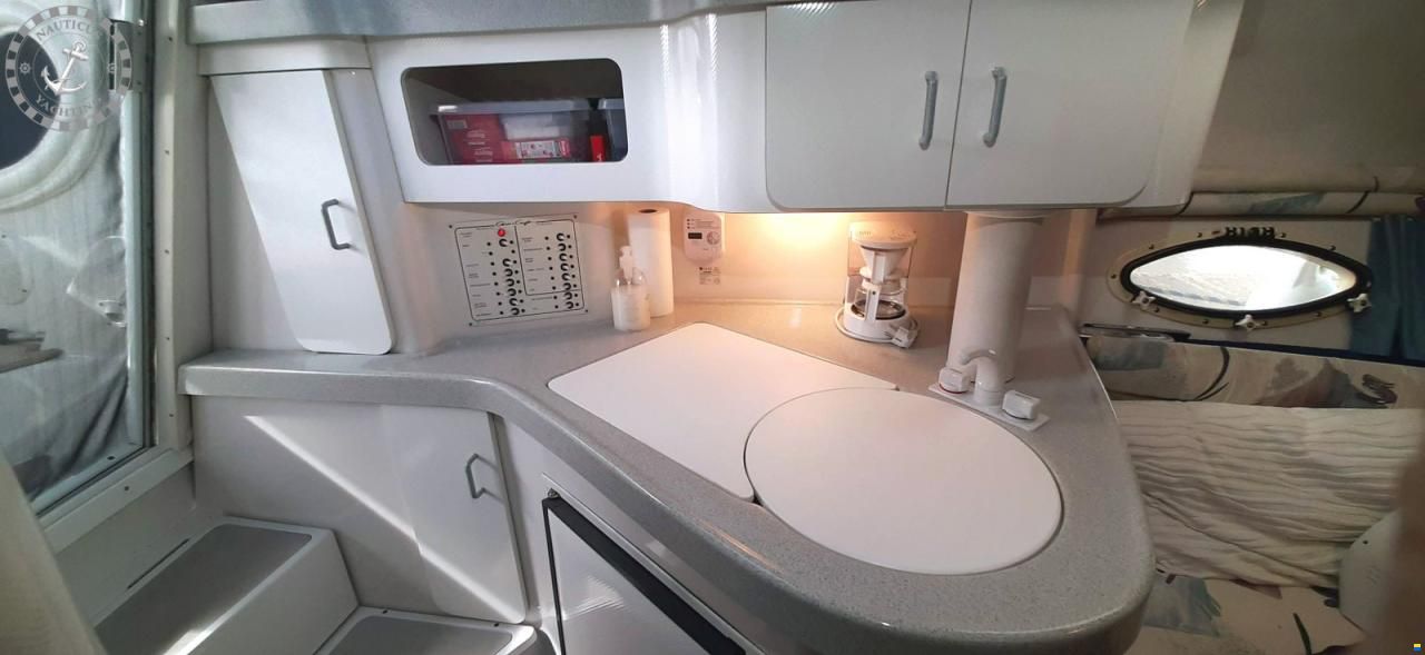 Chris Craft Crowne 25