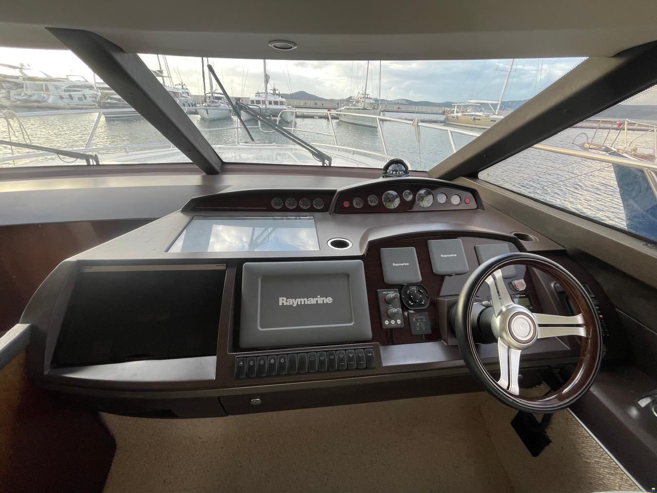 Princess 42 Flybridge