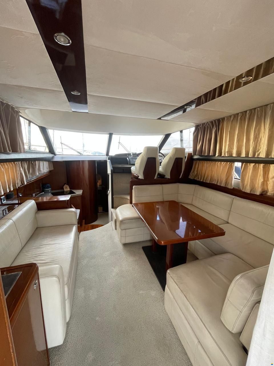 Princess 42 Flybridge
