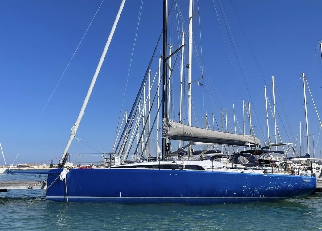 Neo Yachts 350