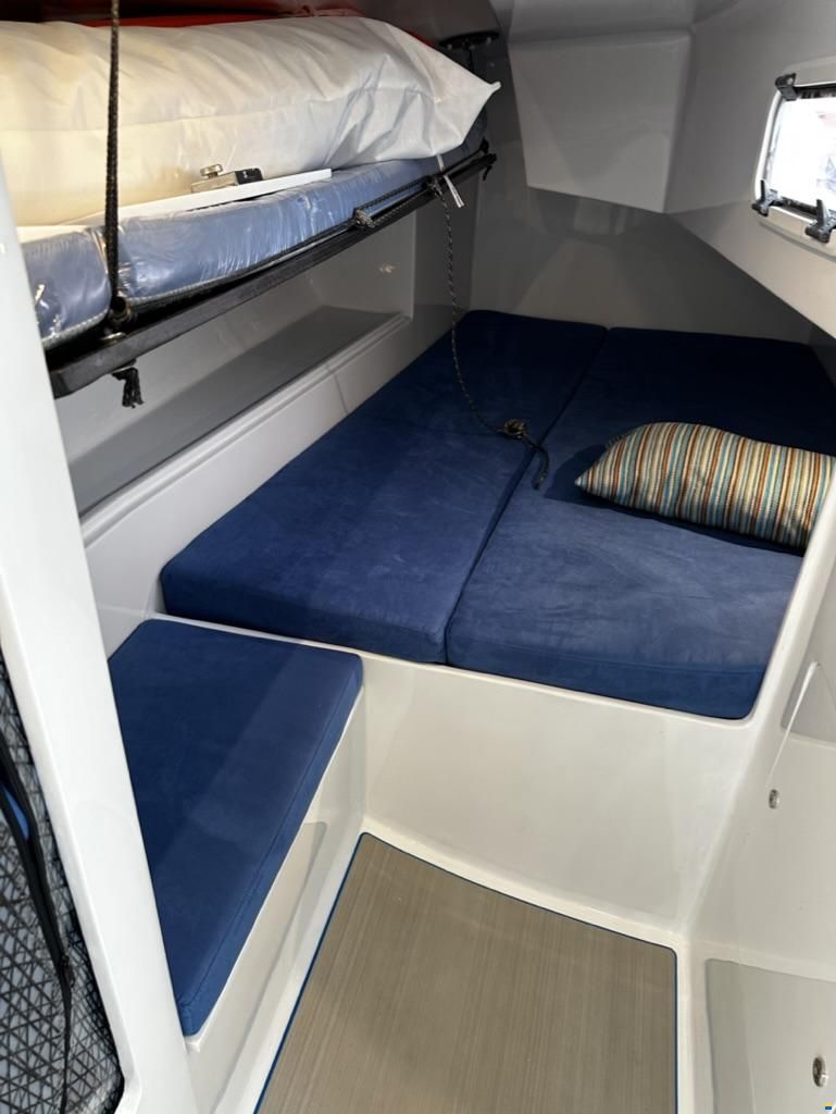 Neo Yachts 350
