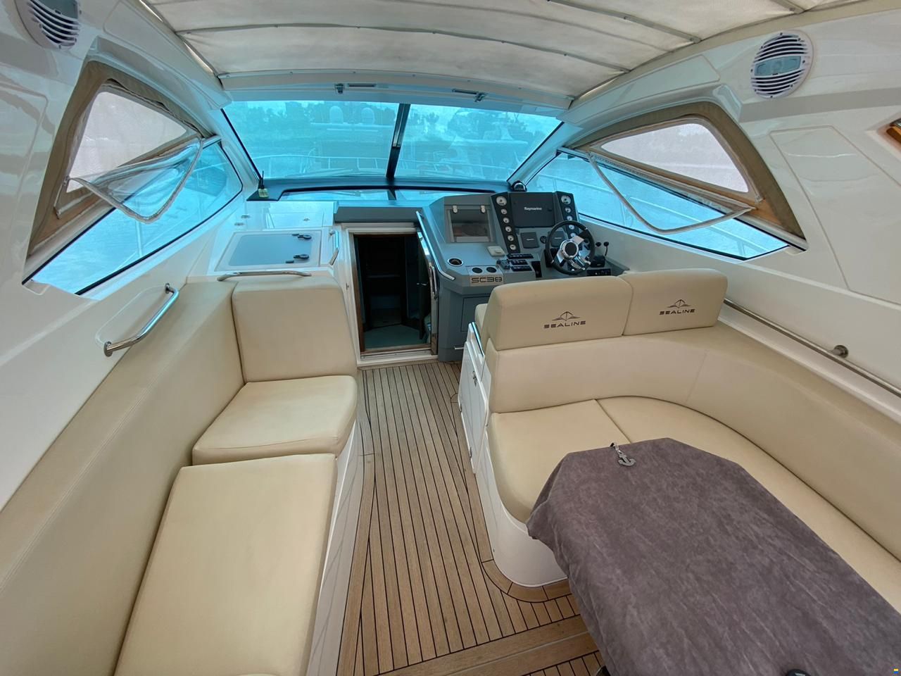 Sealine 38 SC
