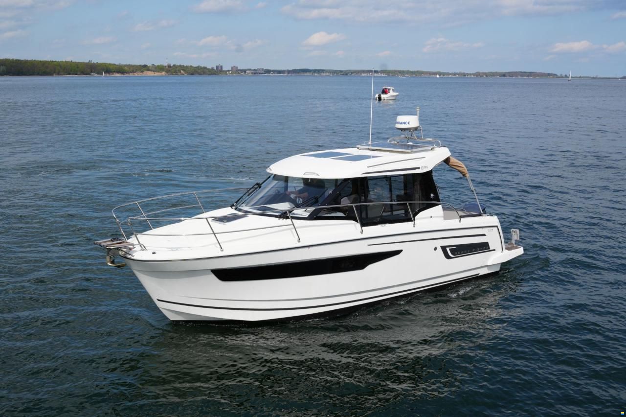 Jeanneau Merry Fisher 895