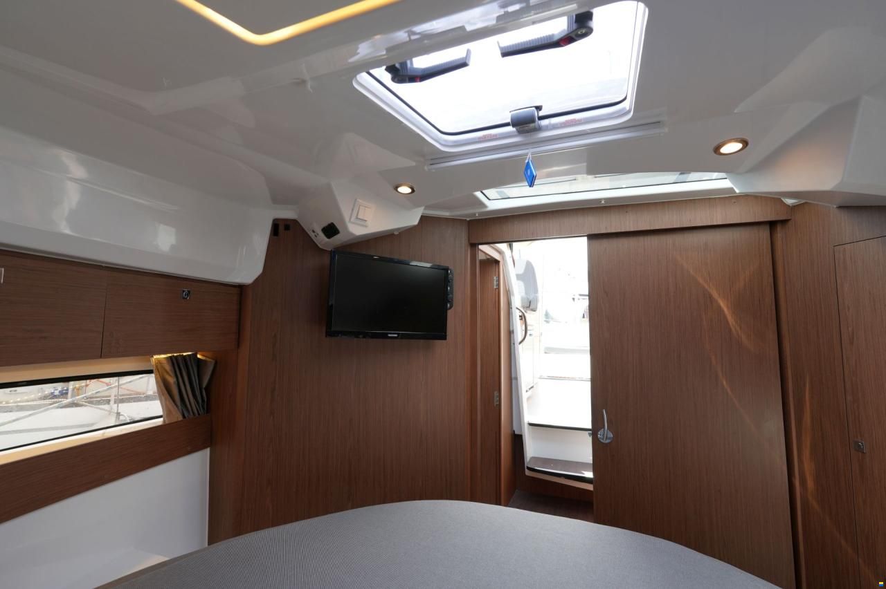 Jeanneau Merry Fisher 895