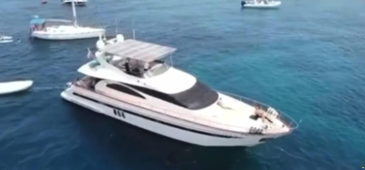 Astondoa 72