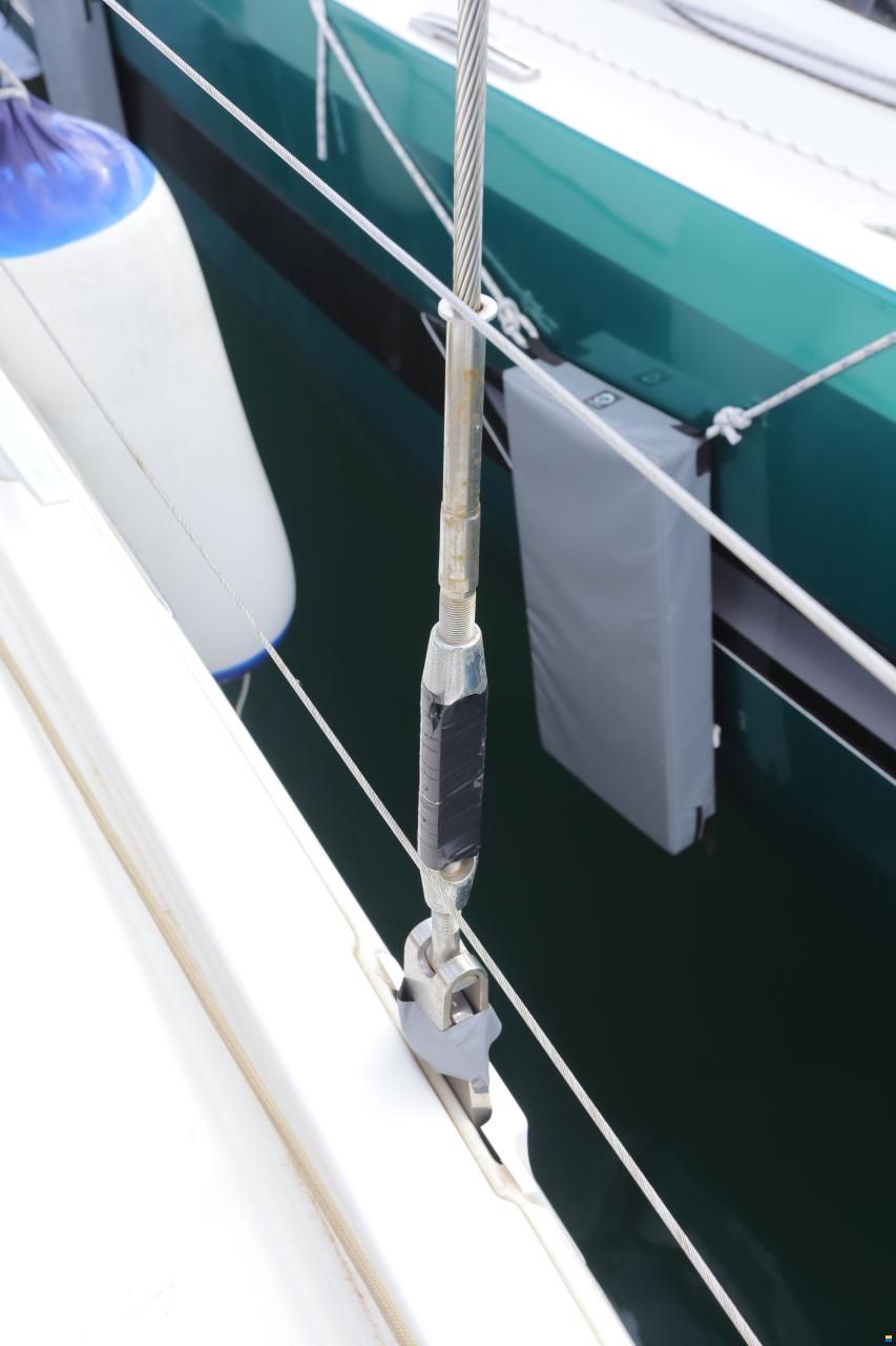 Beneteau Oceanis 51.1