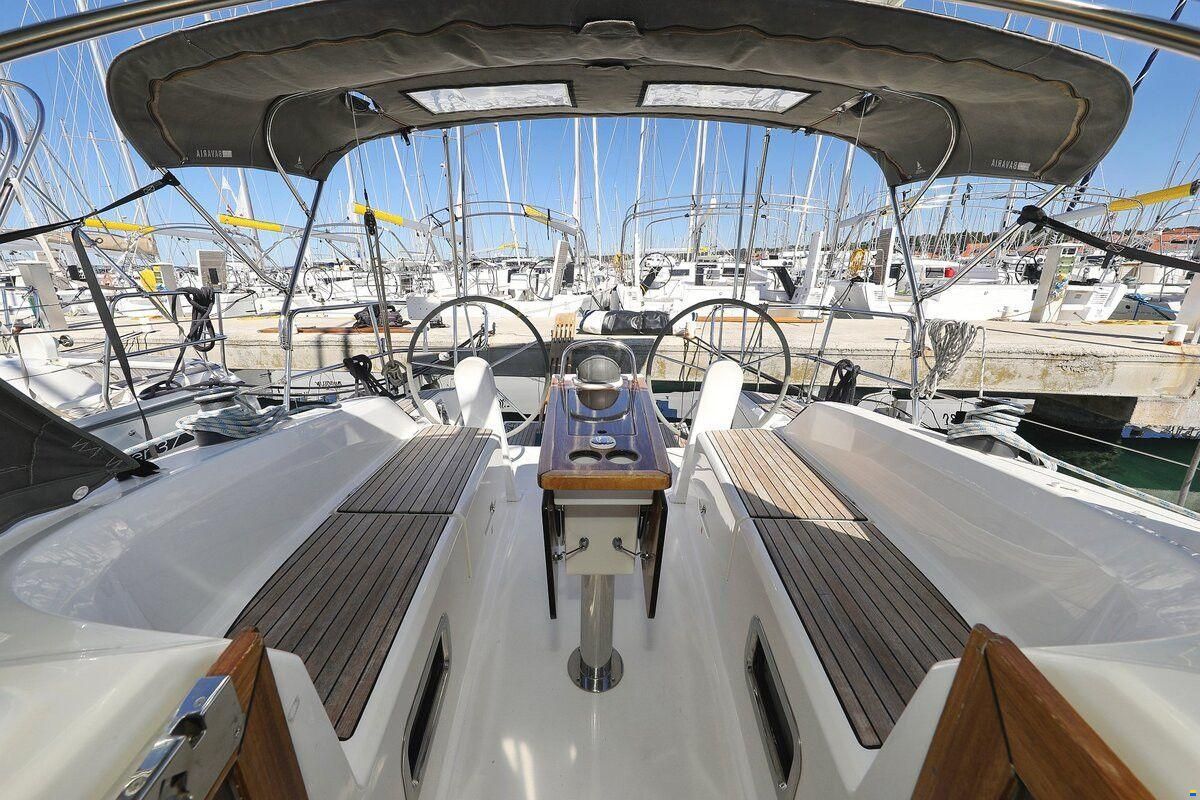 Bavaria Cruiser 34