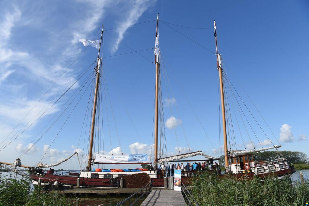 Driemast Klipper 37 M