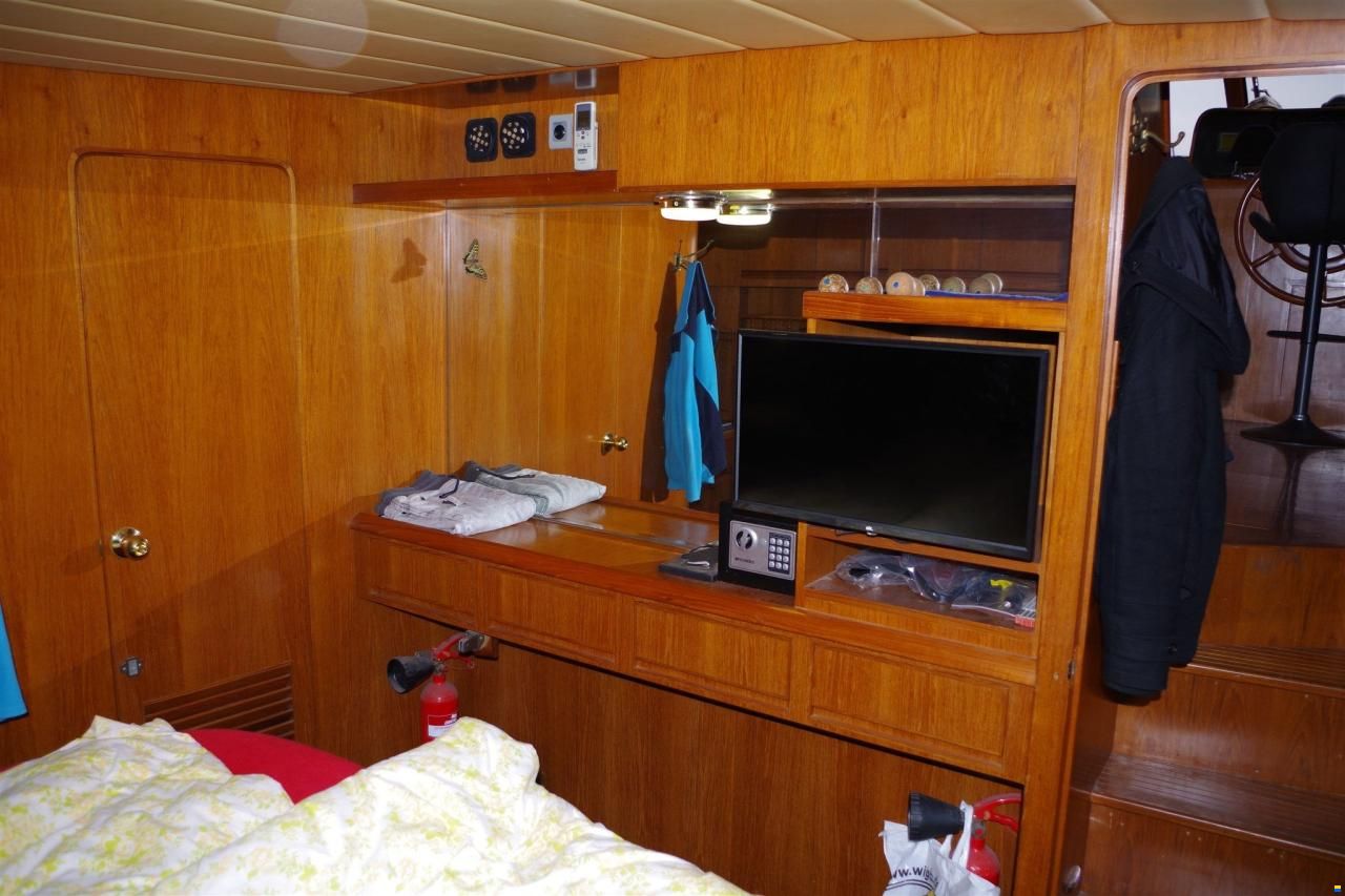 Edership President 445
