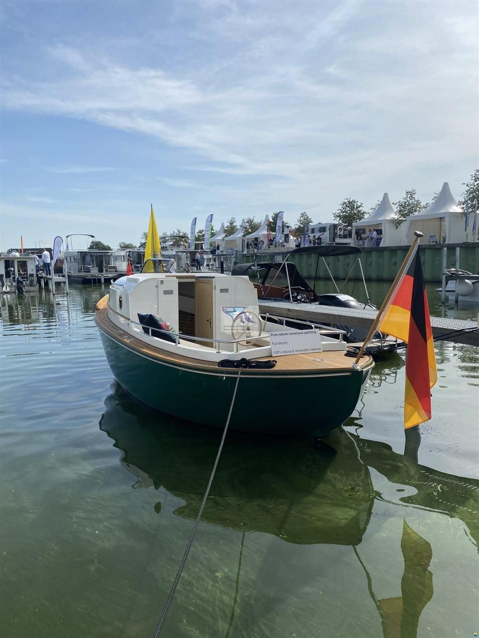 Yachtwerft Hamburg GmbH Elektro Tuckerbo