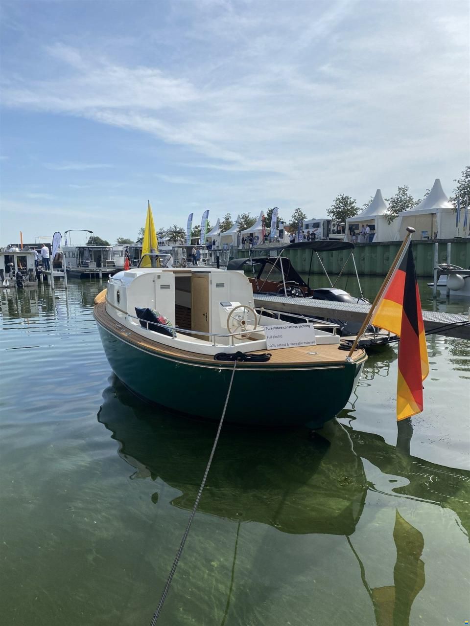 Yachtwerft Hamburg GmbH Elektro Tuckerbo
