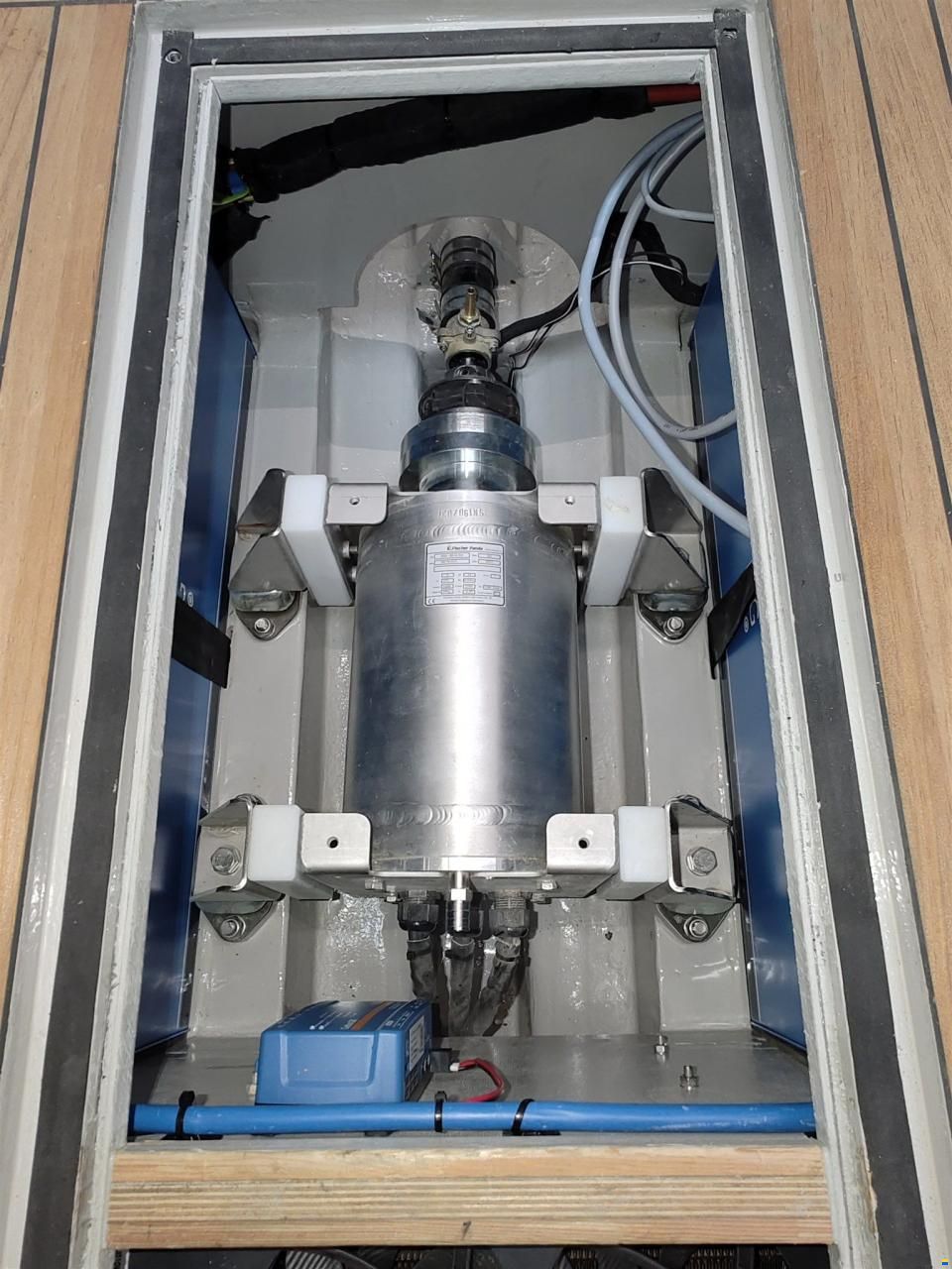Yachtwerft Hamburg GmbH Elektro Tuckerbo