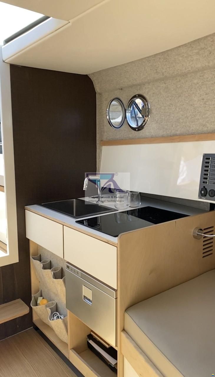 Yachtwerft Hamburg GmbH Elektro Tuckerbo