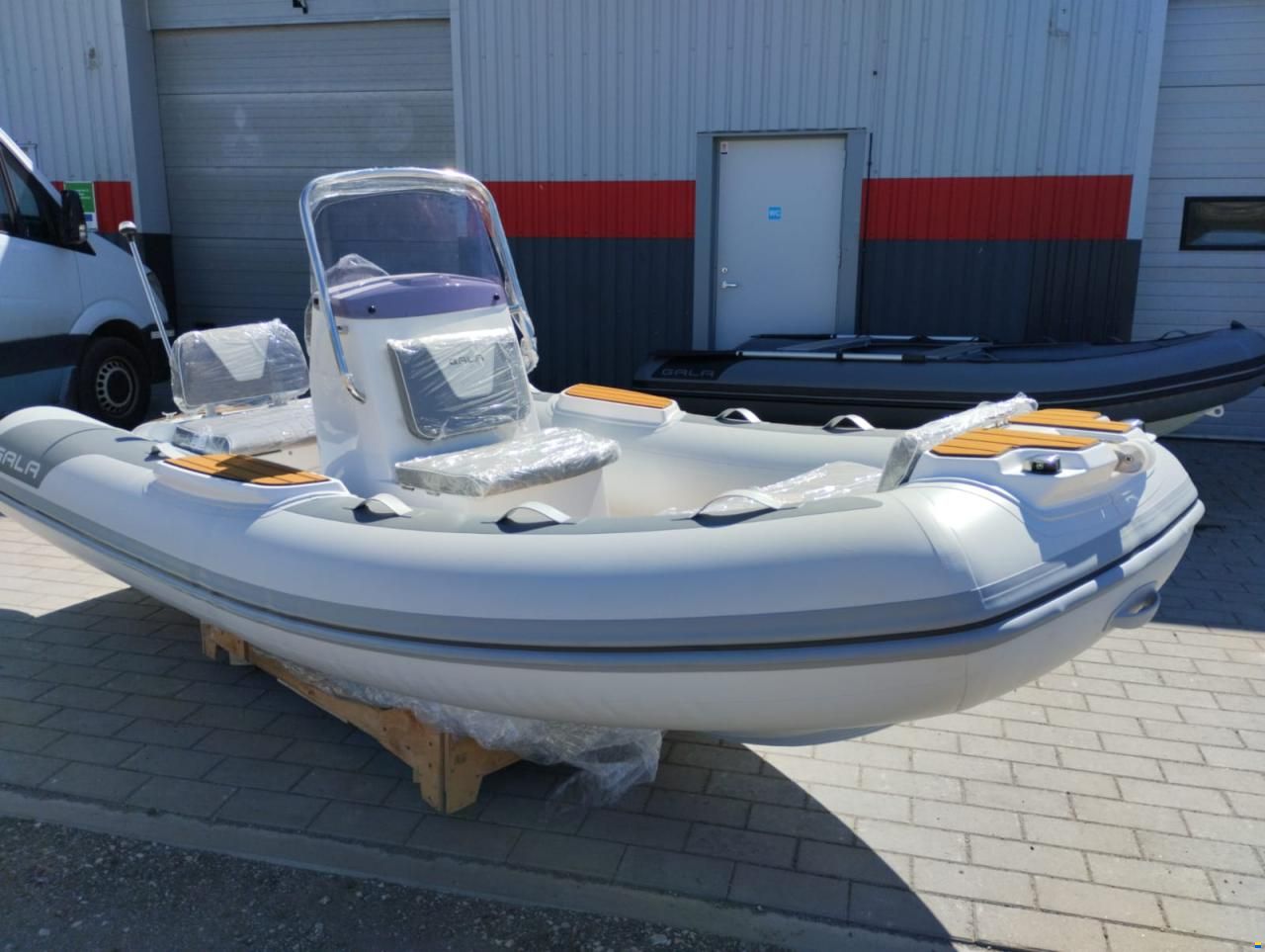 GALA Viking V420