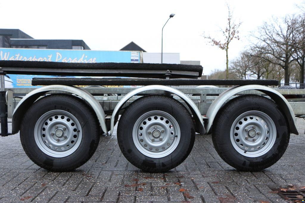3-asser 3500Kg