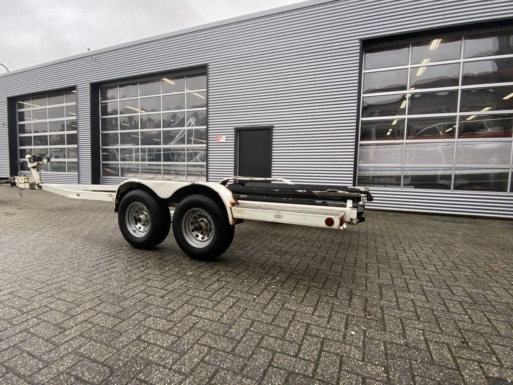 Stallingstrailer Tandemasser geremd