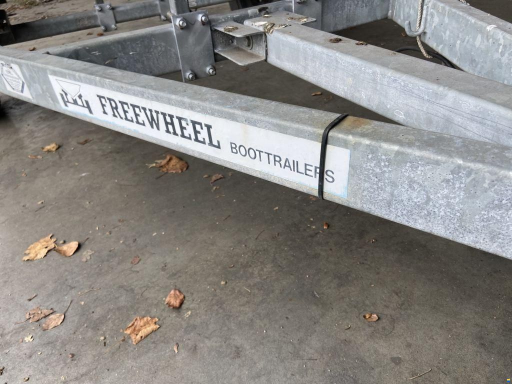 Freewheel Kantel stallingstrailer