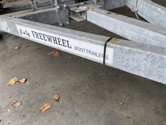 Freewheel Kantel stallingstrailer