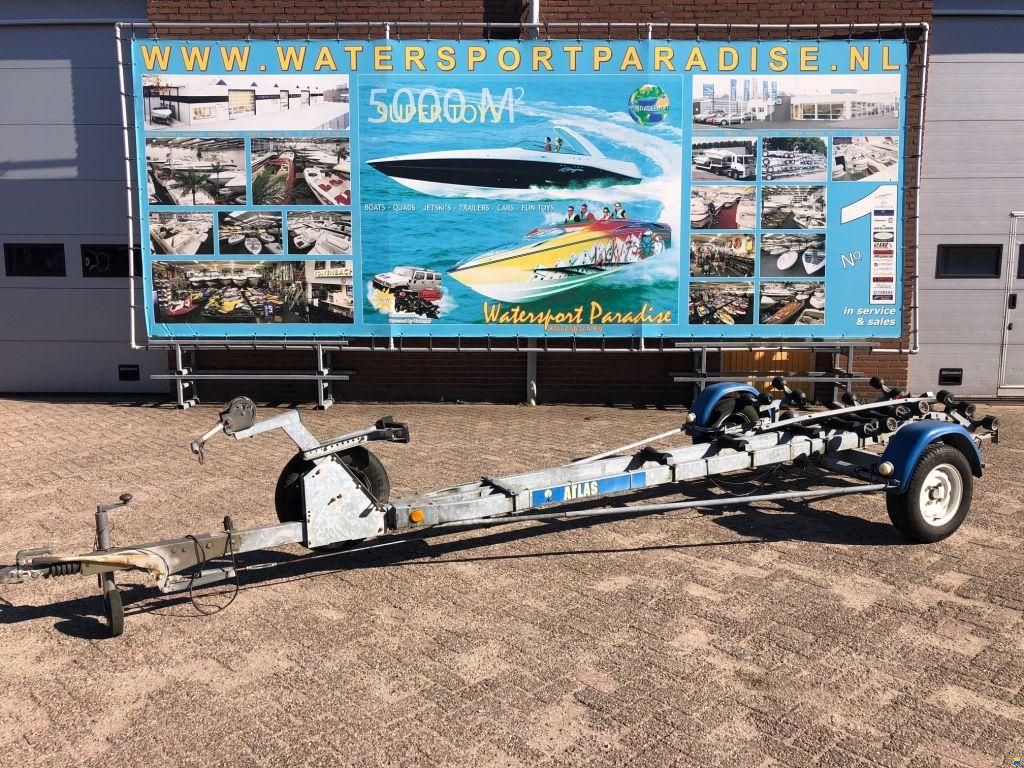 Atlas Stallingstrailer 1-asser geremd