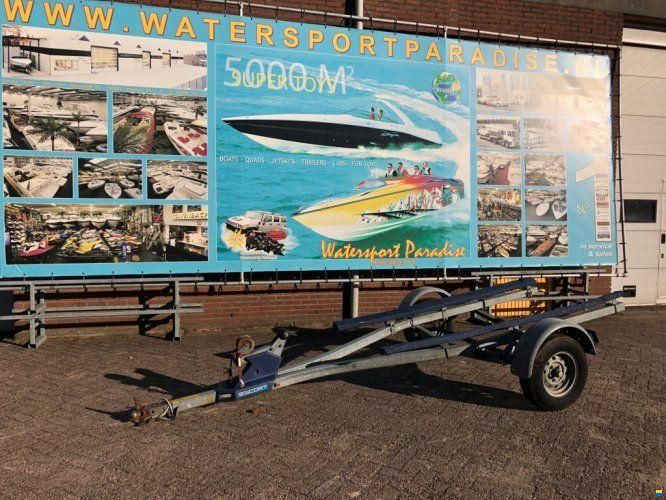 Escort Stallingstrailer ongeremd 1-asser