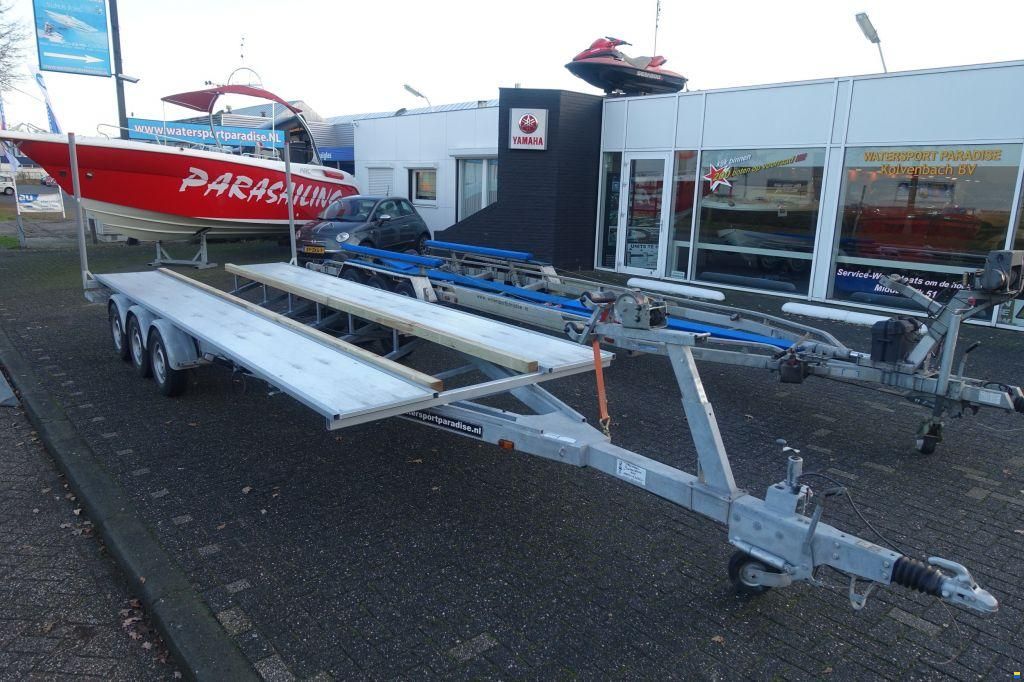 Freewheel Pontoontrailer 3-asser 3500