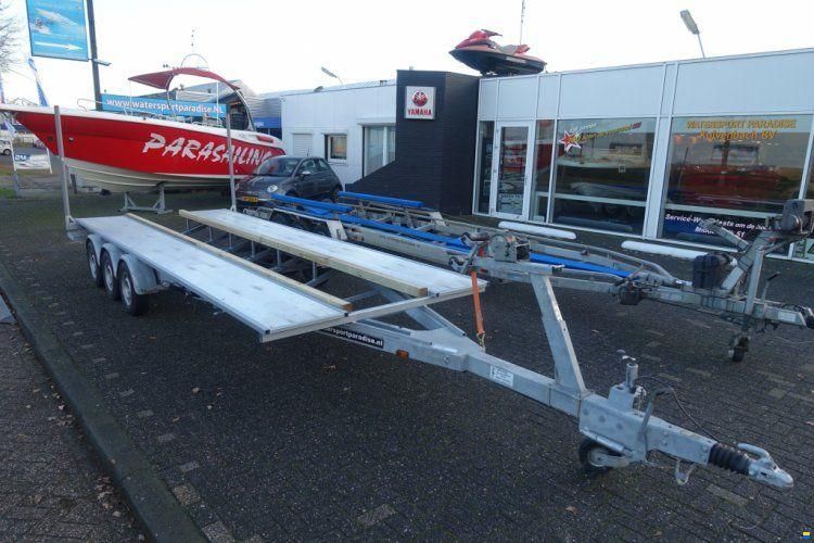 Freewheel Pontoontrailer 3-asser 3500
