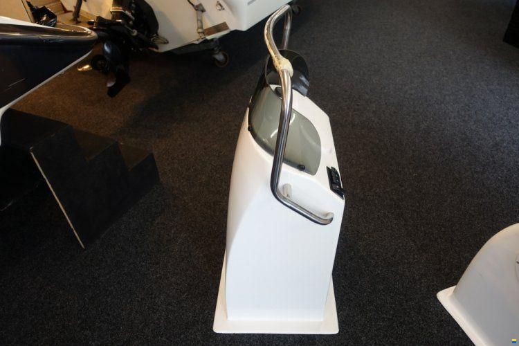 Stuur Console For Rib