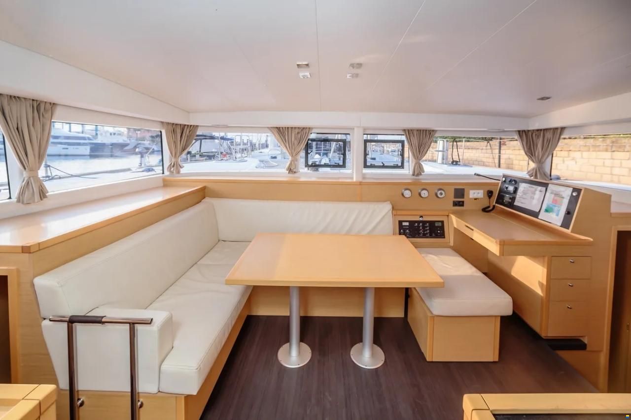 Lagoon 400 S2
