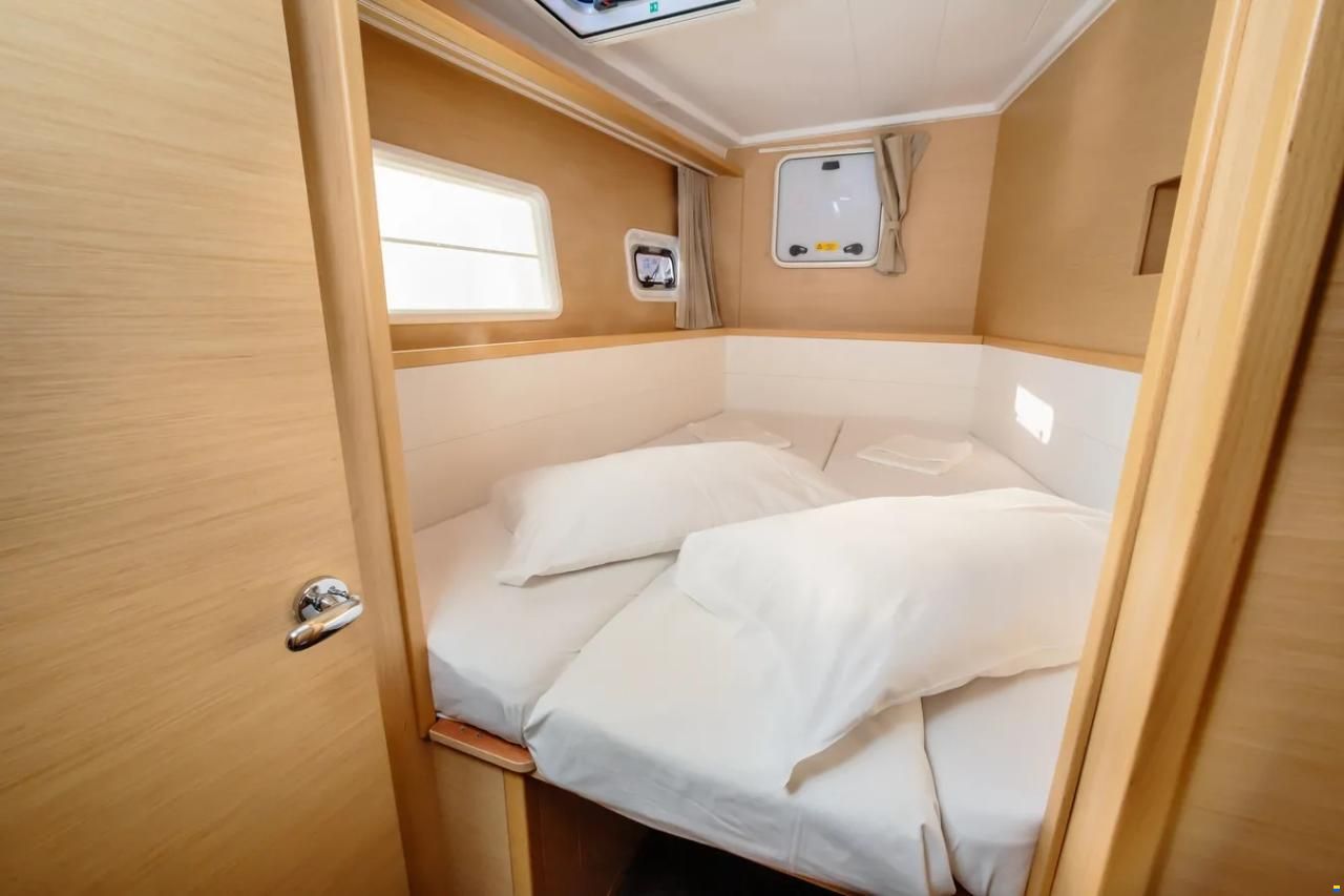 Lagoon 400 S2
