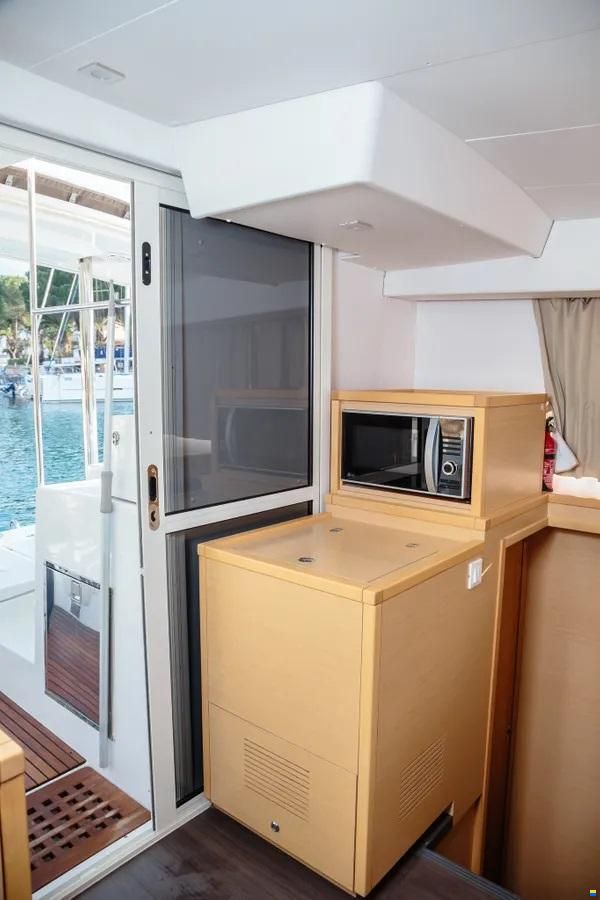 Lagoon 400 S2