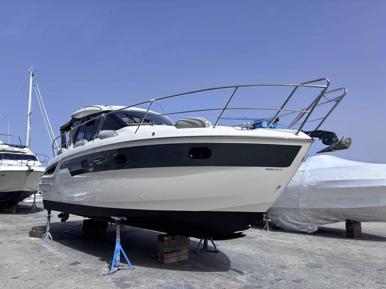 Bavaria S 33 HT