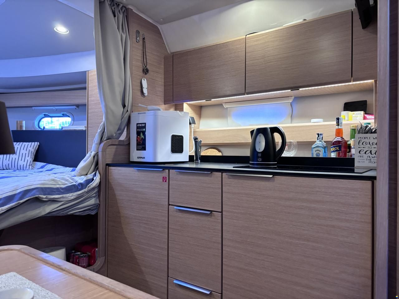 Bavaria S 33 HT