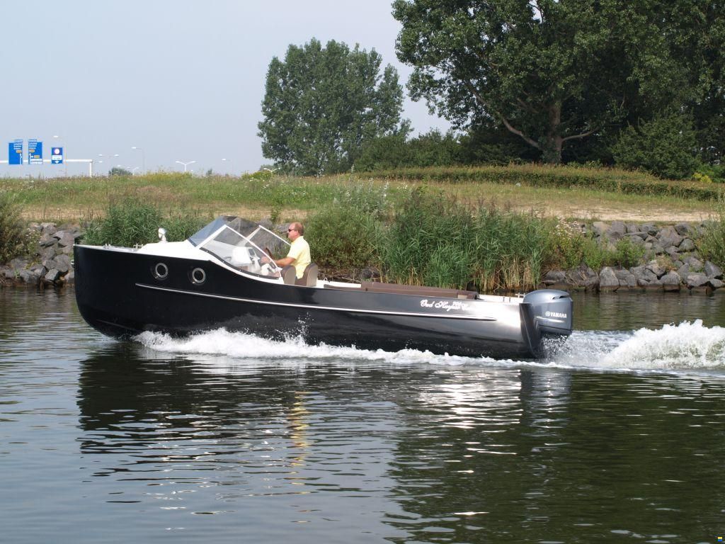 Oud Huijzer 700 CABINE, zeer chique en stijlvol