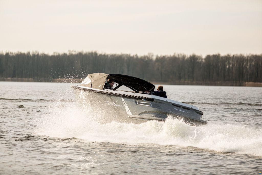 Oud Huijzer 740 Tender