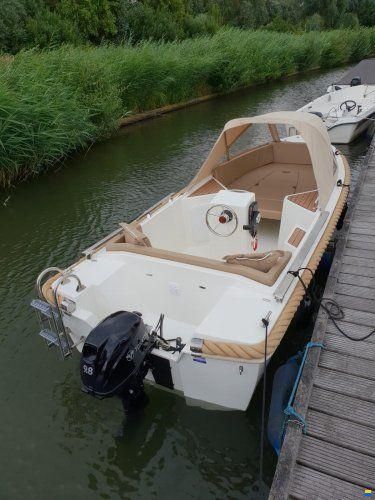 SilverYacht 495