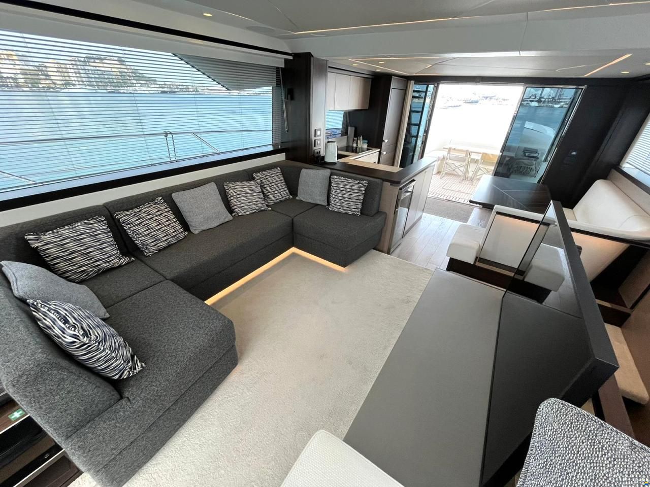 Sunseeker Manhattan 68